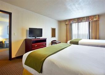 Holiday Inn Express Hotel & Suites Hearne