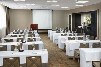 Hotel Holiday Inn Charlotte University Executive Park