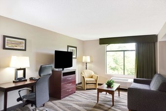 Hotel Wingate By Wyndham Raleigh Durham Airport Rtp