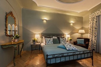 Charming Prague Apartments At Black Star