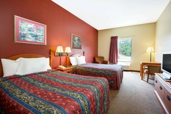 Hotel Howard Johnson By Wyndham University Of Alabama Tuscaloosa