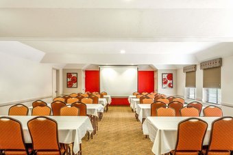 Hotel Ramada By Wyndham Salt Lake City