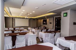 Hotel Hampton Inn & Suites By Hilton Puebla