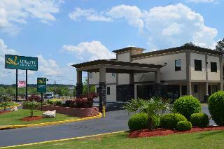 Hotel Quality Inn & Suites