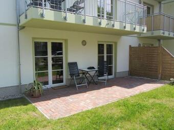 Modern 2-room Apartment In Graal-muritz With Garden