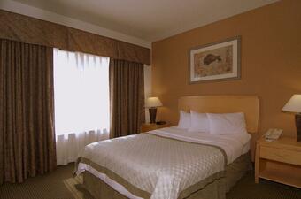 Hotel Surestay Plus By Best Western San Antonio Fort Sam Houston