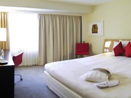 Hotel Novotel London Heathrow Airport