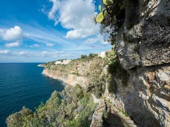 Villa UNA Scogliera Sul Mare Con Piscina By Wonderful Italy