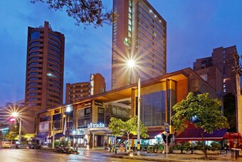 Hotel Holiday Inn Express & Suites Medellin