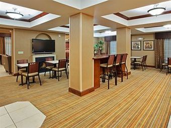 Holiday Inn Express Hotel & Suites Willows