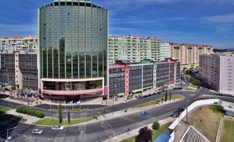 Hotel Ramada By Wyndham Lisbon